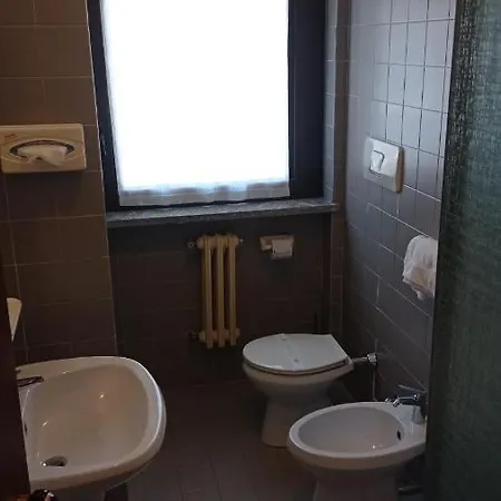 6 Posti Letto In - & Fun A Apartamento Sestriere